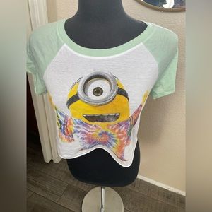 Cute!! Minions Cropped T shirt Size Medium 
Like New!! 52% cotton/ 48% polyester